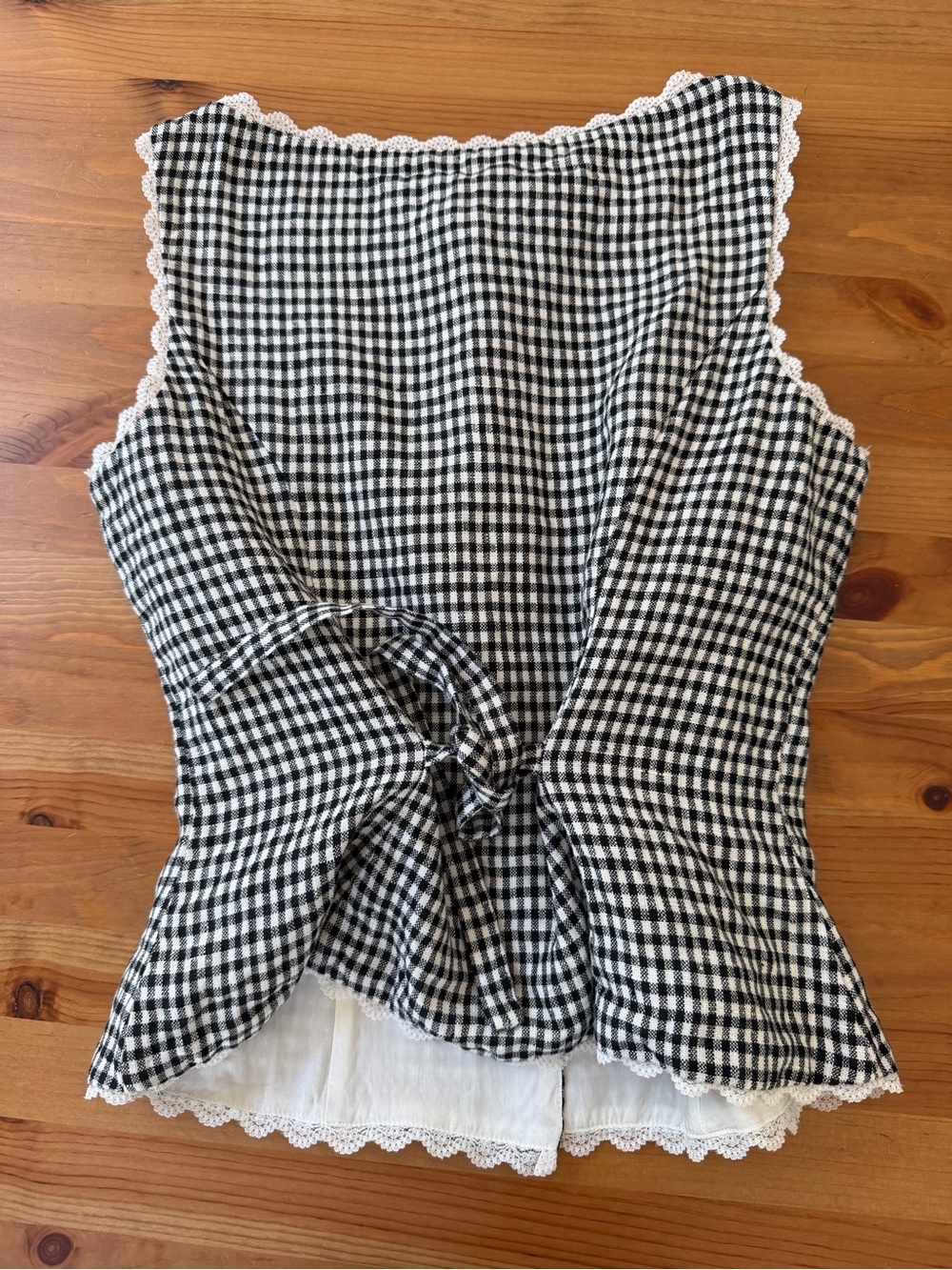 Reformation Amela Linen Top in Remy Check - Picture 12 of 12